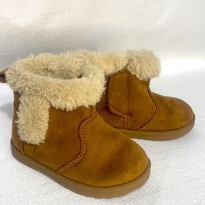 Wonder nation kids boots size 5